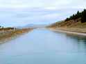 Very flat road to the left of the Canal
